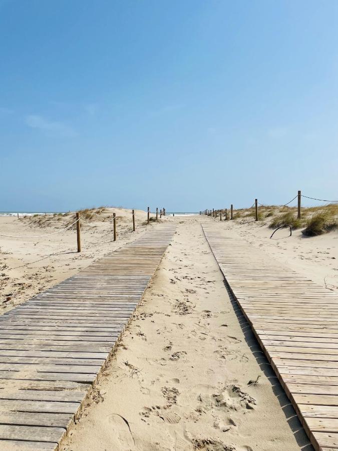 Cozy 2-Bedroom Serviced Apartment With Netflix Sagunto Exterior foto